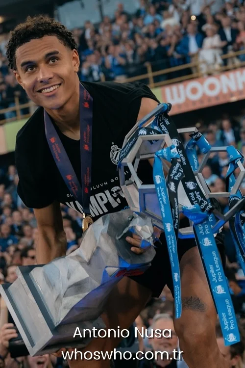 Antonio Nusa cup
