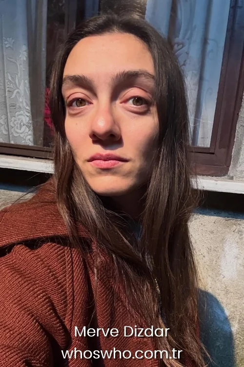 who is Merve Dizdar? Merve Dizdar kimdir? When was born Merve Dizdar? Merve Dizdar age? Merve Dizdar weight? Where was born Merve Dizdar?