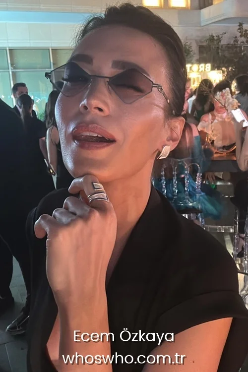who is Ecem Özkaya? Ecem Özkaya kimdir? When was born Ecem Özkaya? Ecem Özkaya age? Ecem Özkaya weight? Where was born Ecem Özkaya?