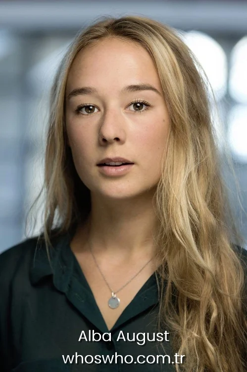 who is Alba August? Alba August kimdir? When was born Alba August? Alba August age? Alba August weight? Where was born Alba August?