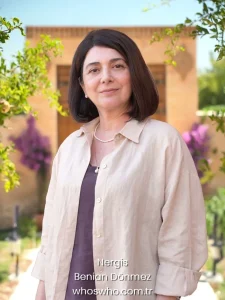 Halef: Köklerin Çağrısı 18 Nergis Benian Donmez