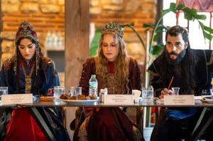 Simay Barlas 4 Turkish actress Simay Barlas as Melike Hatun wearing a traditional historical headpiece during the Ask ve Taht script reading.